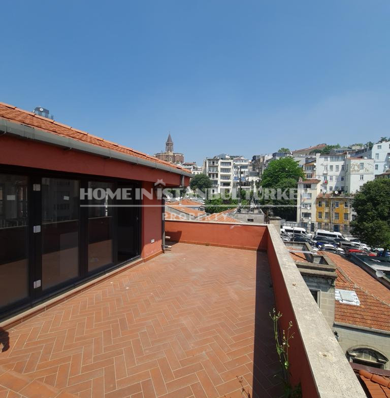 TomTom Gardens - Super Duplex in Beyoglu